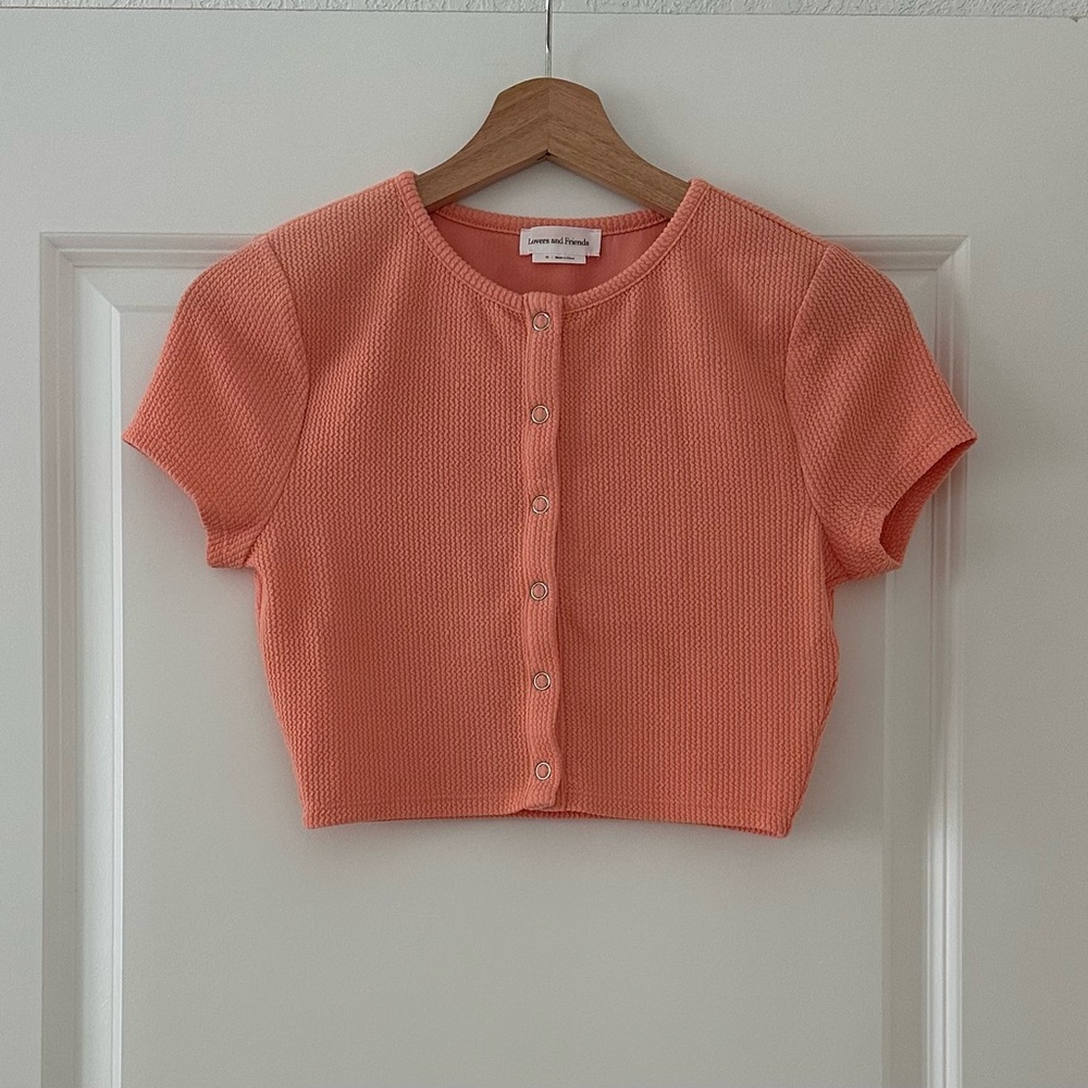 Lovers + Friends 

LYDIA SHORT SLEEVE TOP
